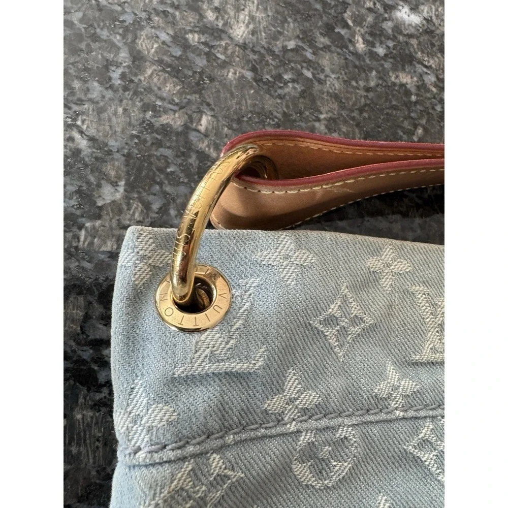 LOUIS VUITTON Louis Vuitton Monogram Denim Daily GM Shoulder Bag. Purse. Large - Picture 8 of 16